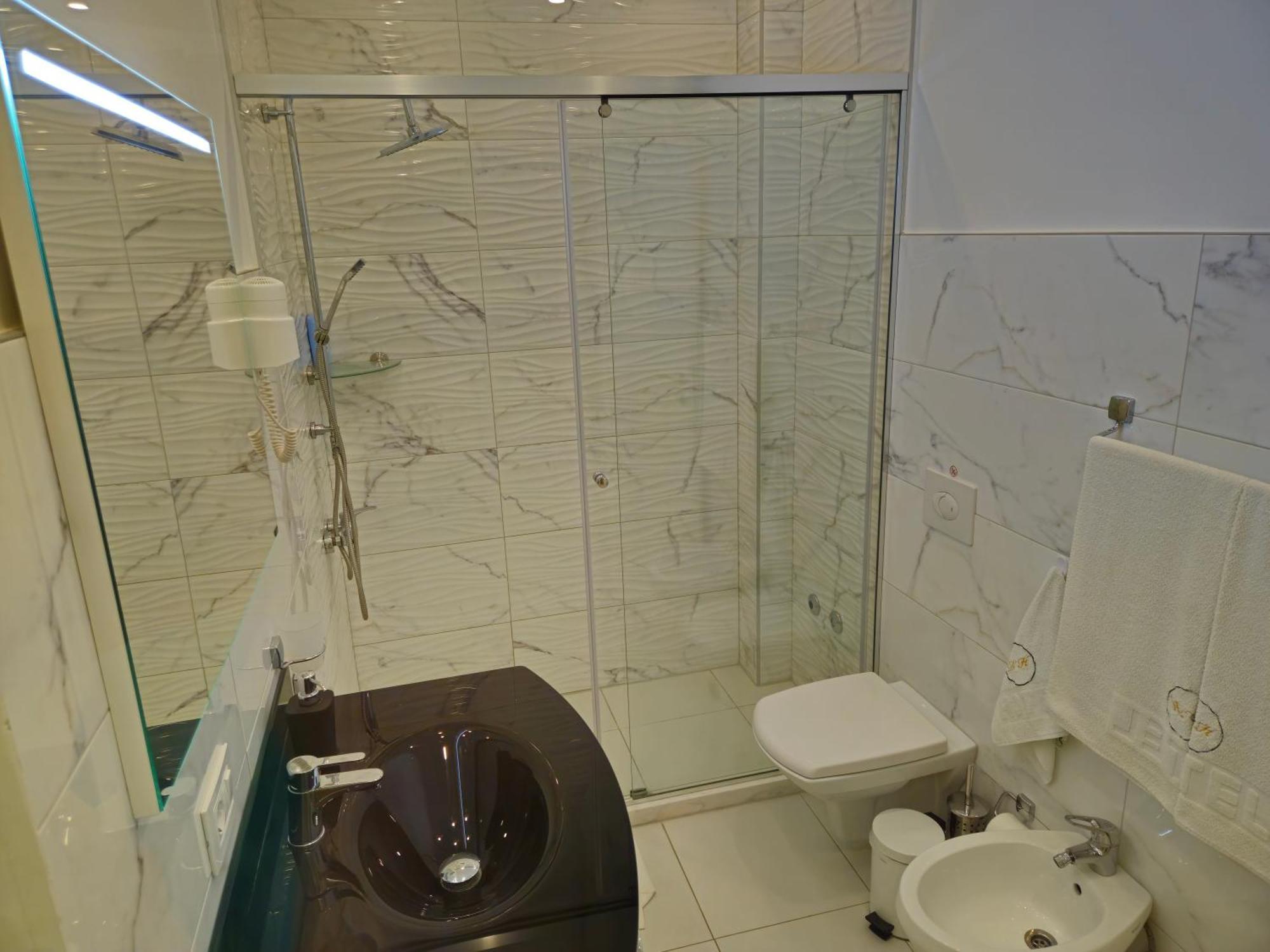 Apartments D'Hermes Ulcinj Exterior photo